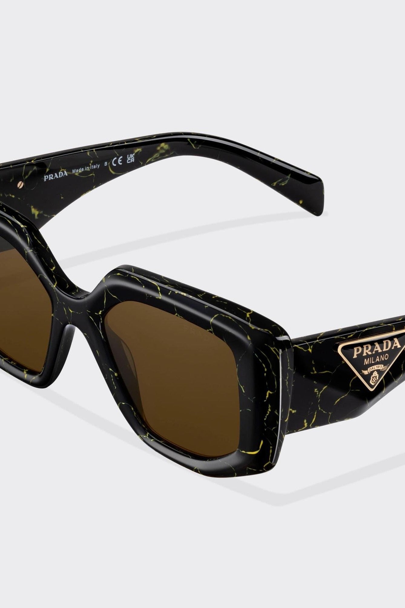 Prada saules akiniai