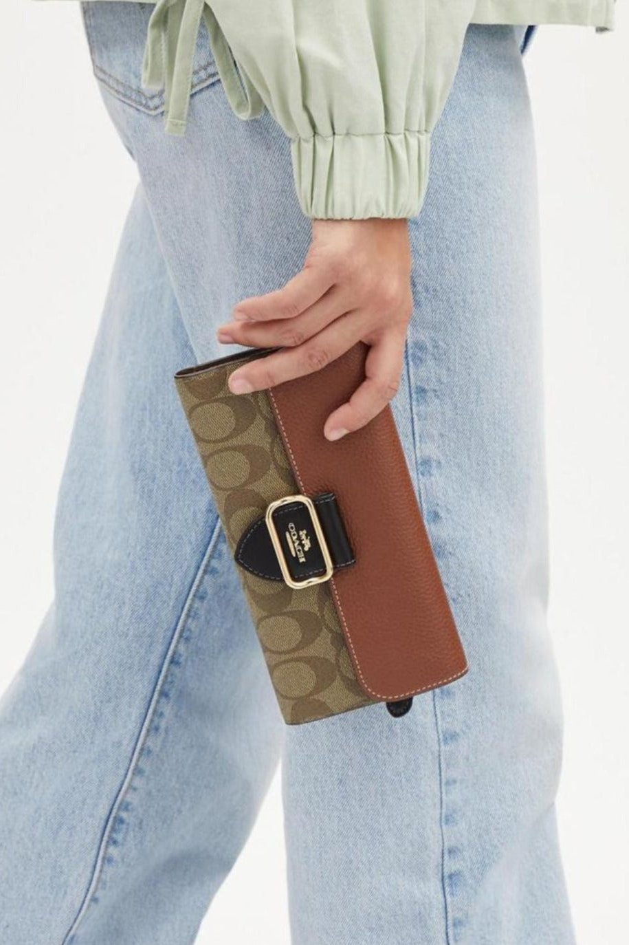 Coach Morgan Slim Wallet In Colorblock Signature Canvas