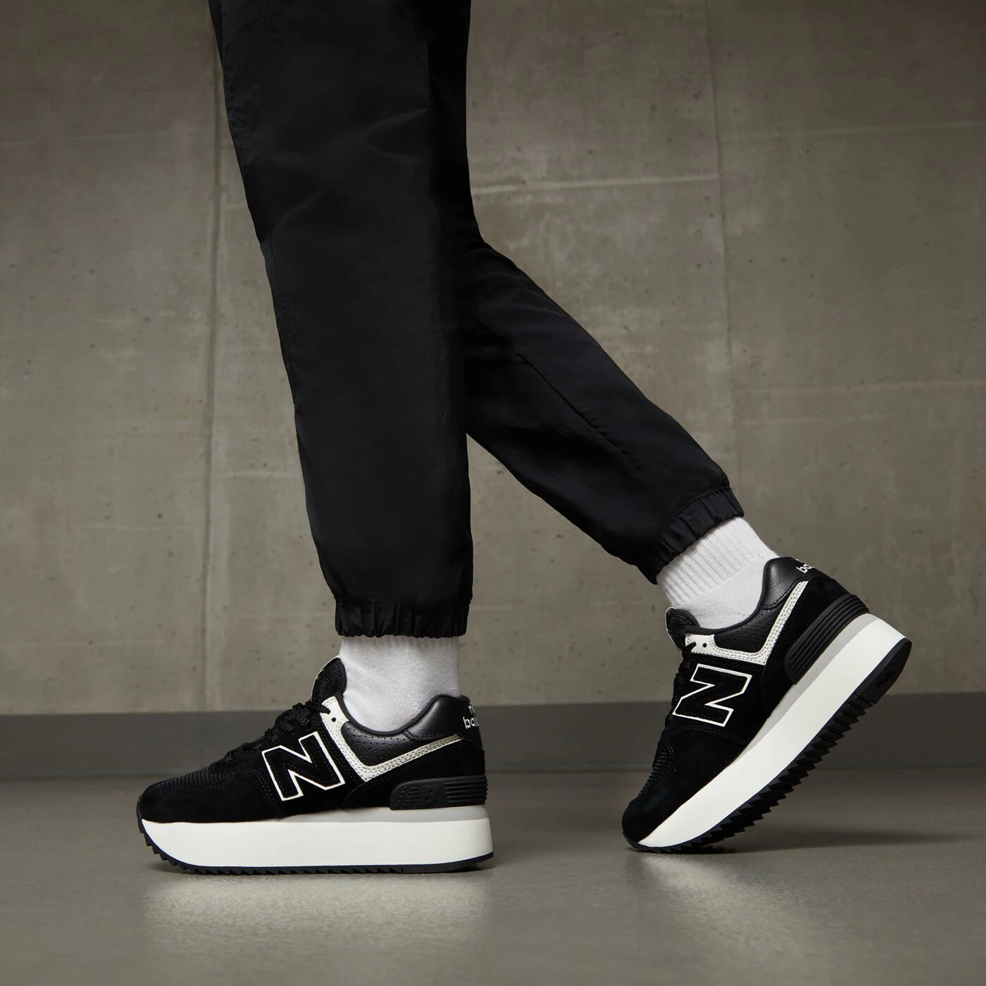 New Balance Platform Sneakers